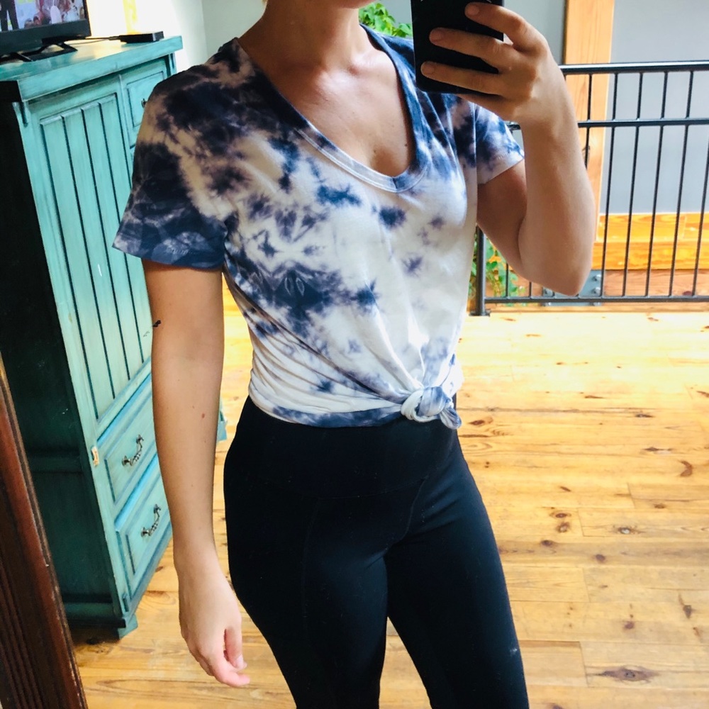 Universal Thread tie dye shirt